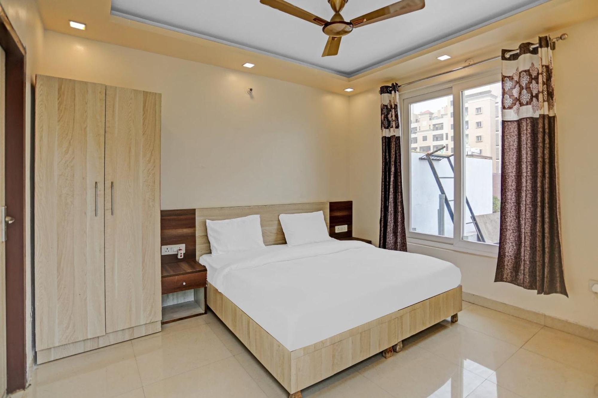 Hotel O Expo View Near Pvr Ansal Plaza Greater Noida Exterior photo